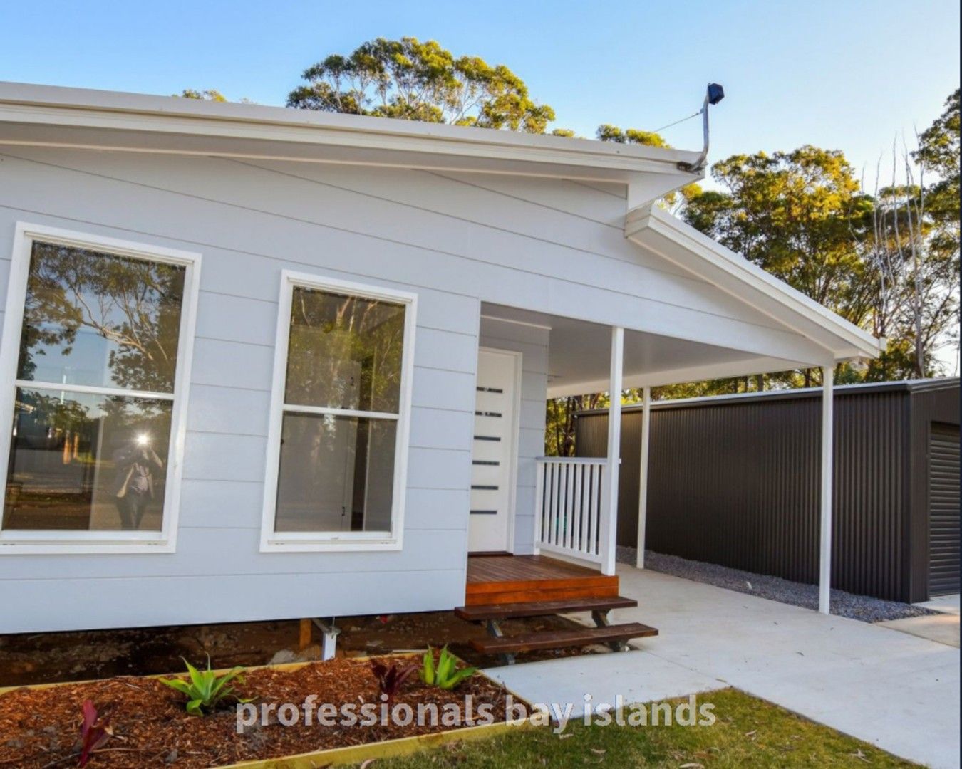 3 bedrooms House in 36 Brighton Road MACLEAY ISLAND QLD, 4184