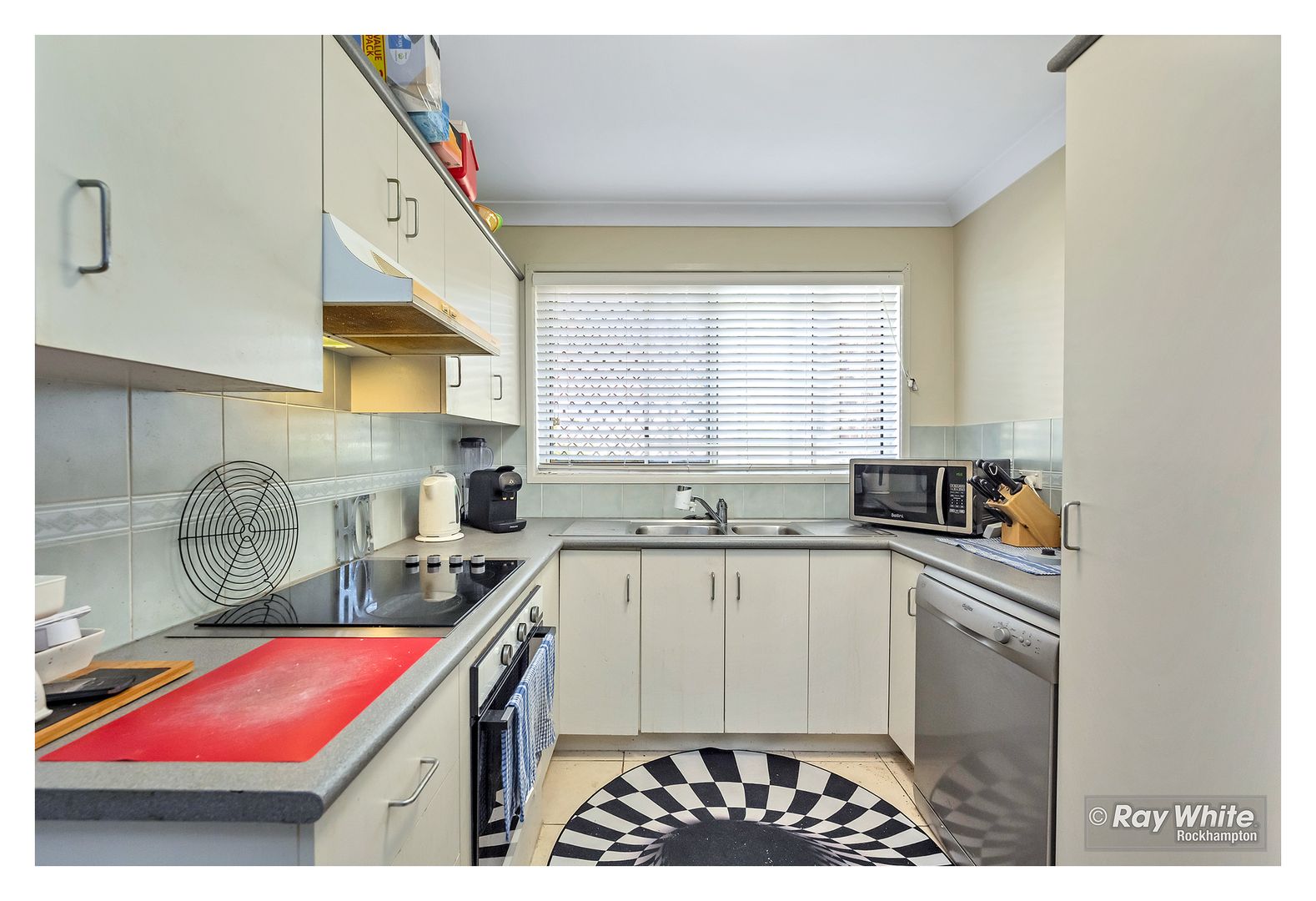 4/35B Wentworth Terrace, The Range QLD 4700, Image 1