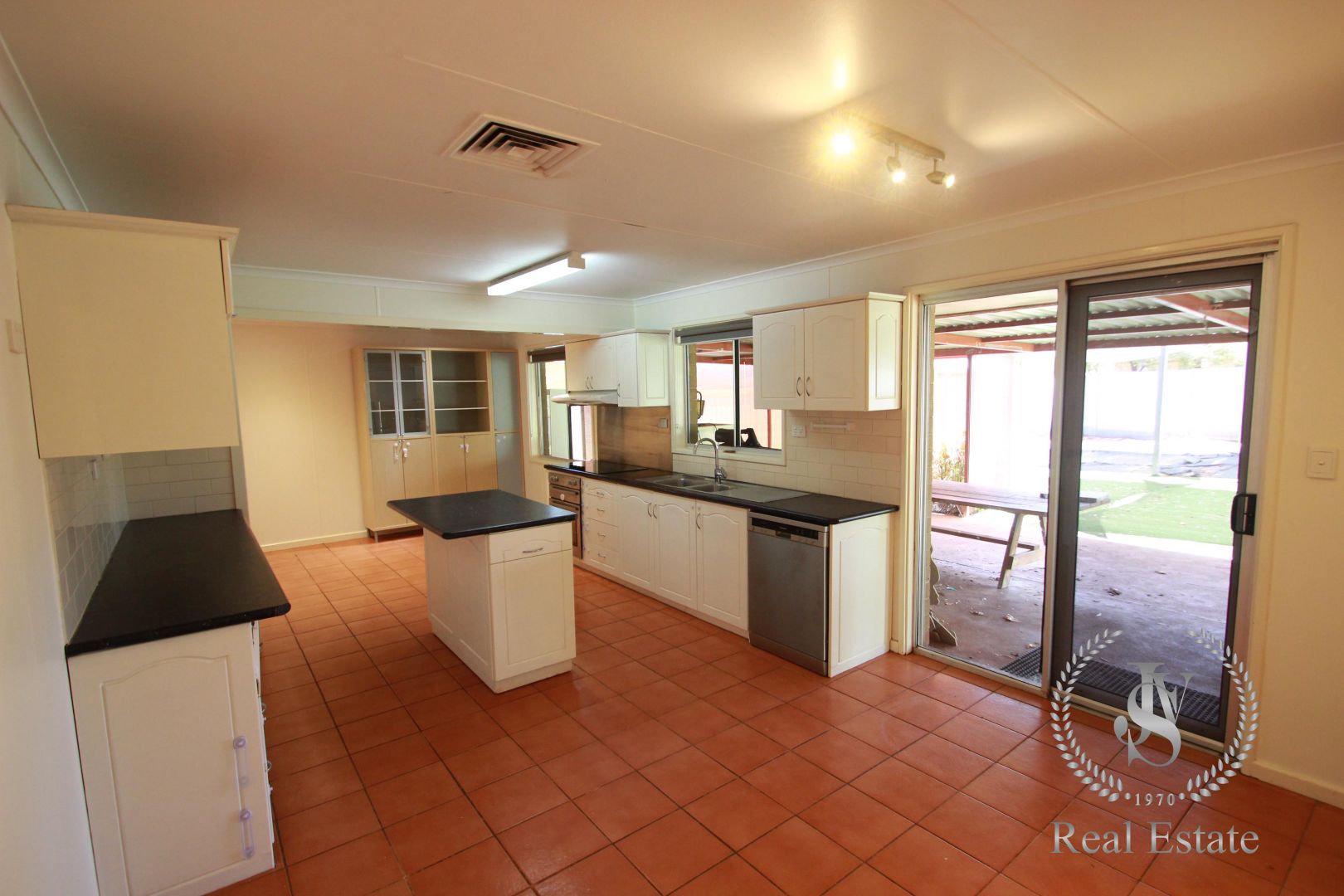 1228 Wilgerup Place, Tom Price WA 6751, Image 2