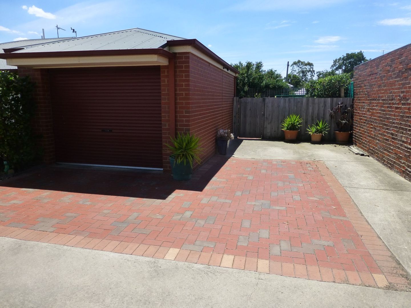 2/11 Grant Street, Bairnsdale VIC 3875, Image 2