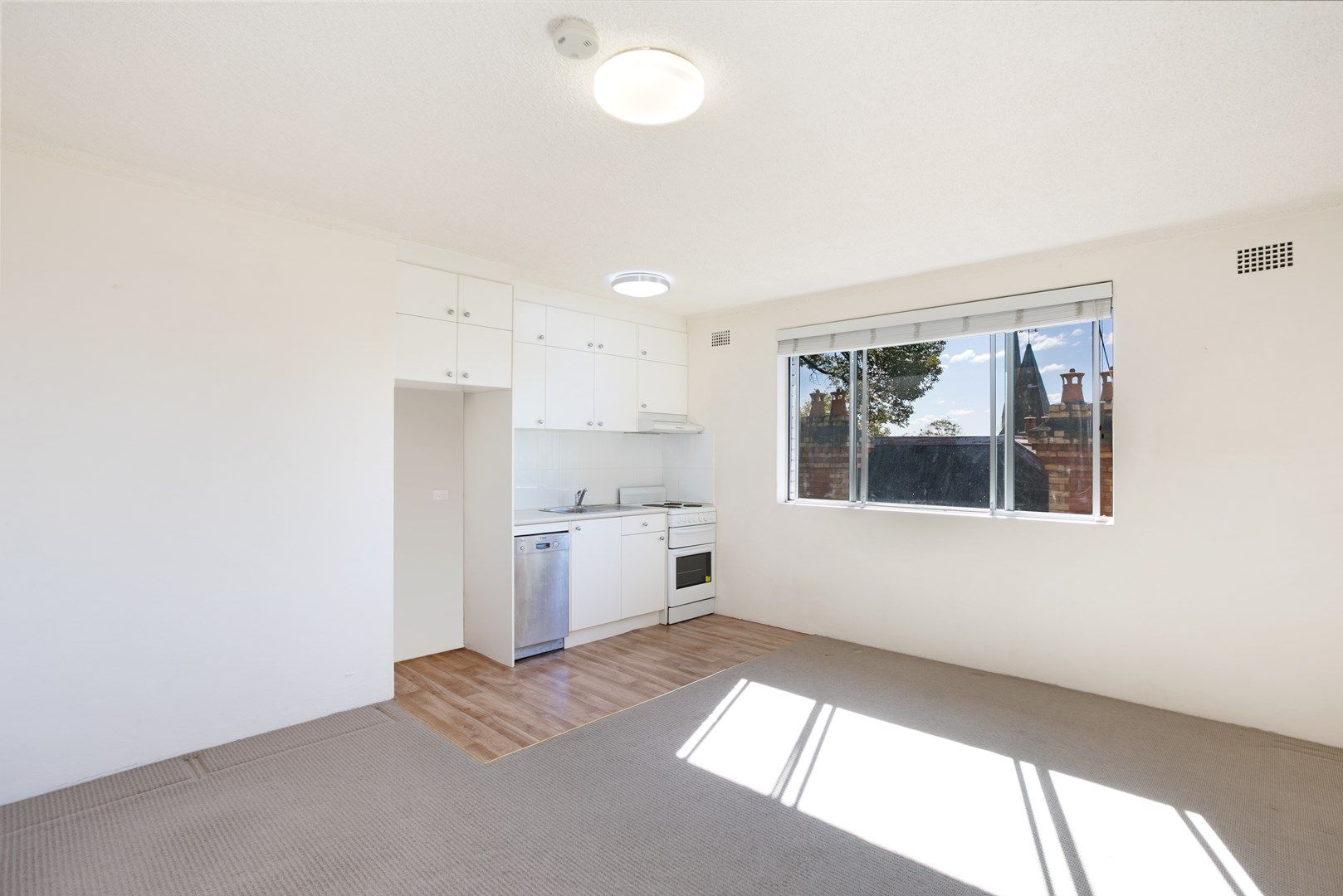 1 bedrooms Apartment / Unit / Flat in 12/29-31 Johnston Street ANNANDALE NSW, 2038