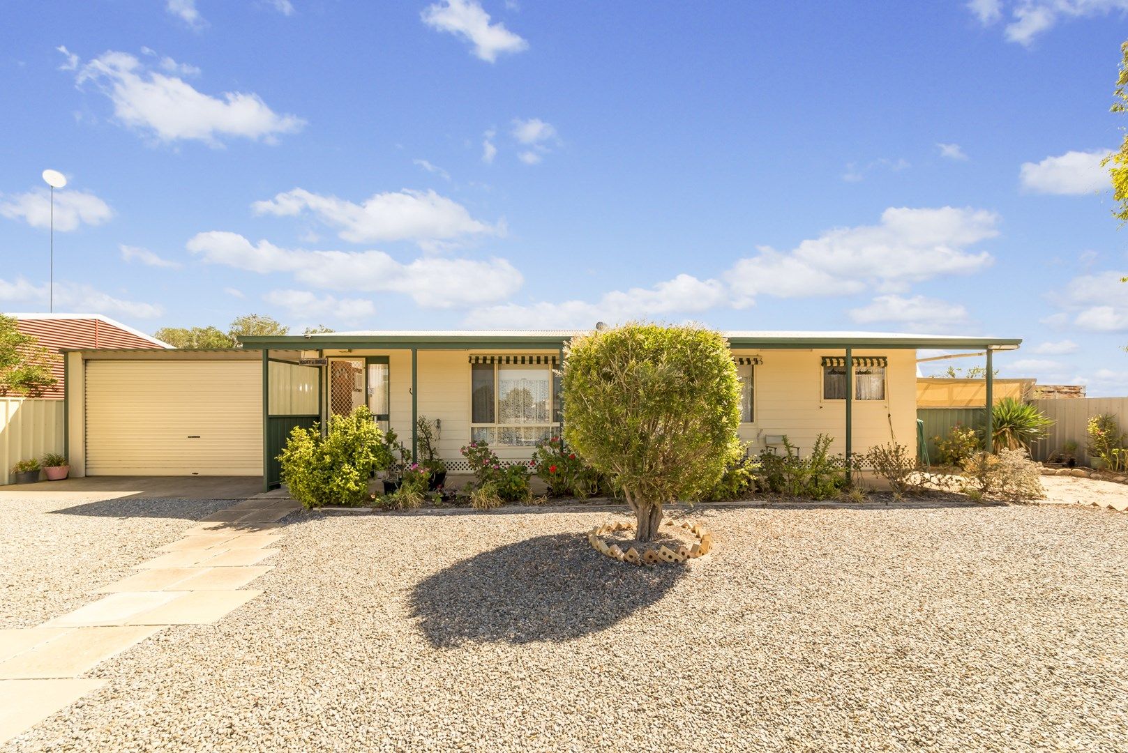 19 Sandpiper Drive, Thompson Beach SA 5501, Image 0