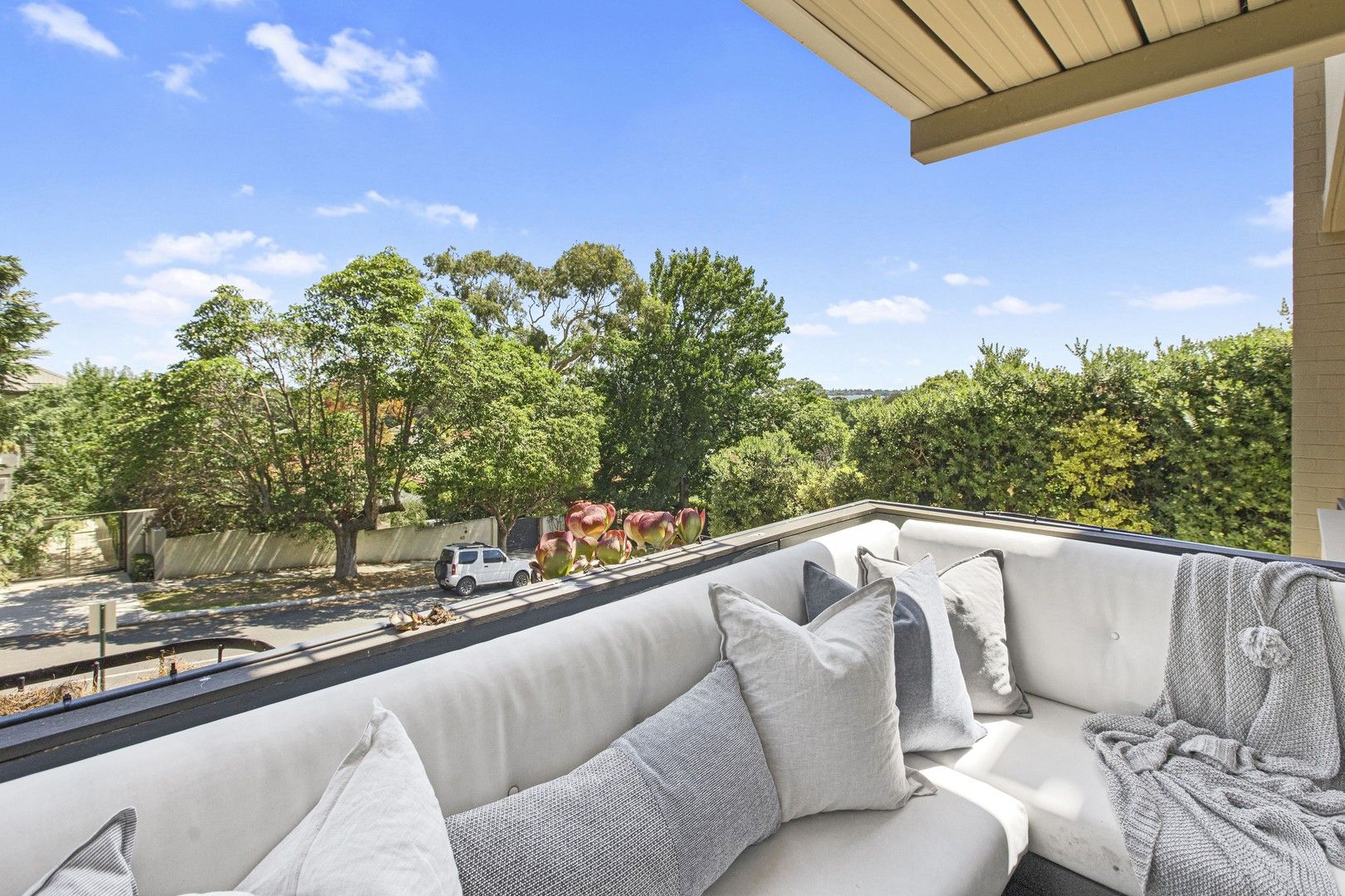 2 bedrooms Apartment / Unit / Flat in 1/16 Hensman Street SOUTH PERTH WA, 6151