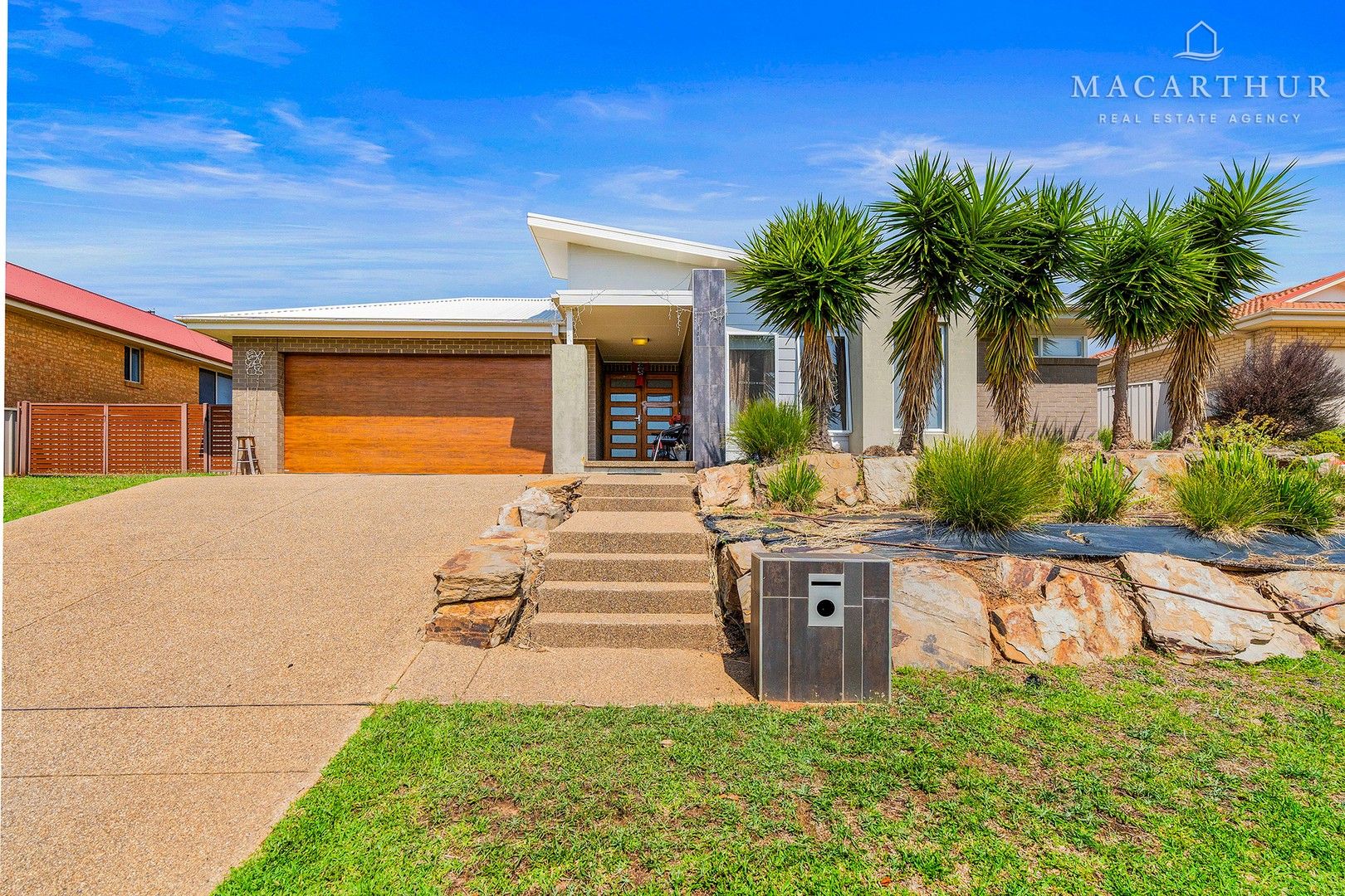 19 Kaloona Drive, Bourkelands NSW 2650, Image 0