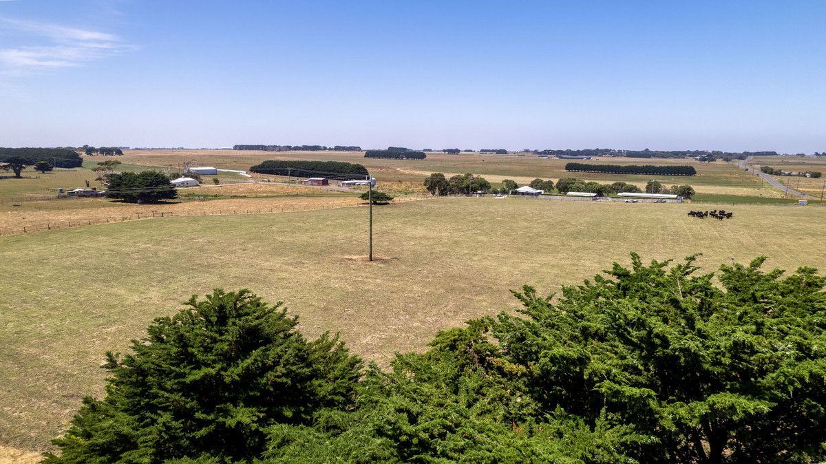 1 752 Tower Hill Road, Yangery VIC 3283, Image 2