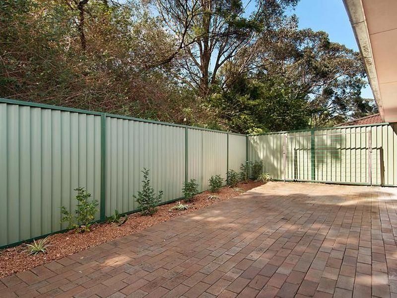 2/207 Albany Street, POINT FREDERICK NSW 2250, Image 2