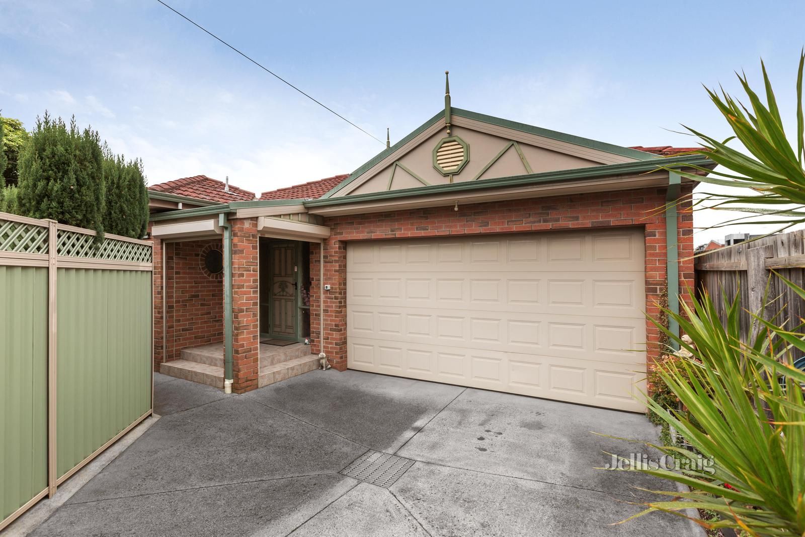 2/4 Oak Street, Bentleigh VIC 3204, Image 0