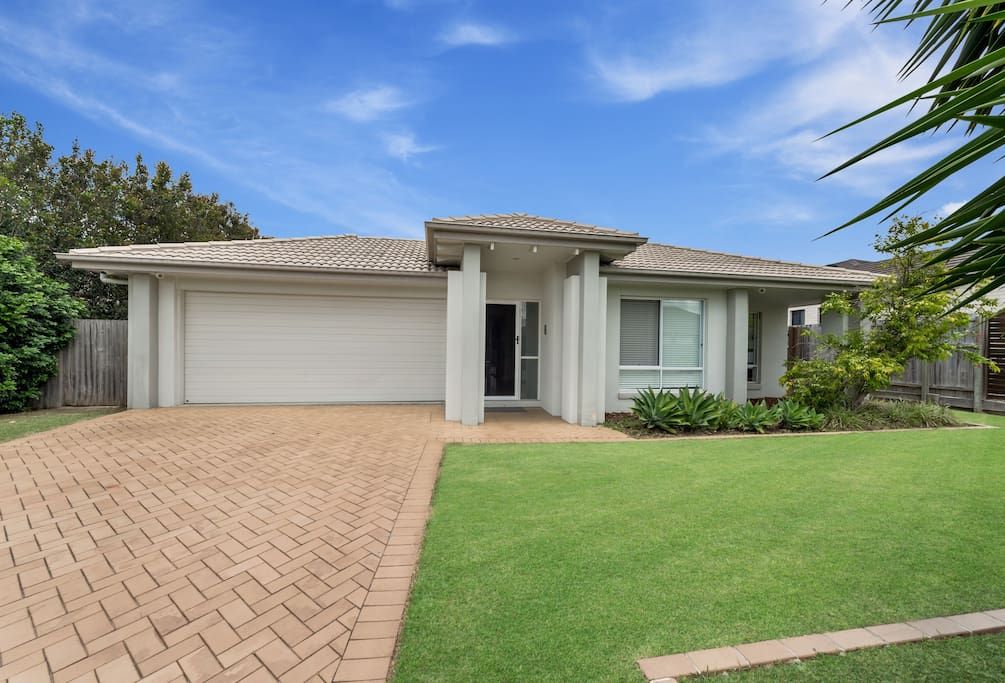 12 Hickory Street, Carseldine QLD 4034, Image 0