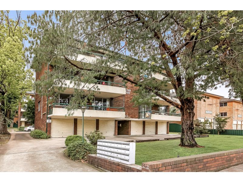 2 bedrooms Apartment / Unit / Flat in 5/35-37 Hampstead Road HOMEBUSH WEST NSW, 2140