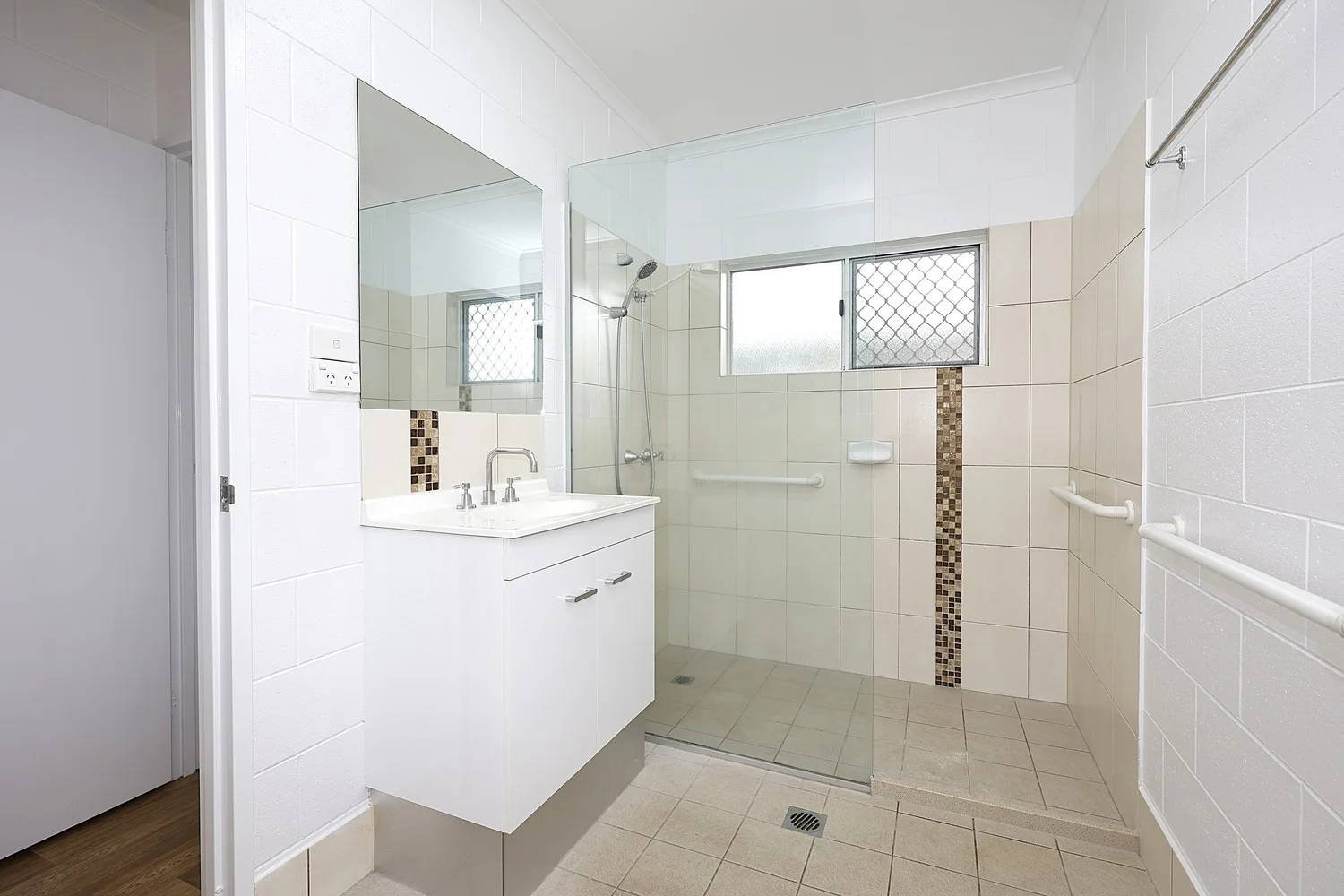 Additional image 16 of 11 Lady Penrhyn Close, Bentley Park QLD 4869