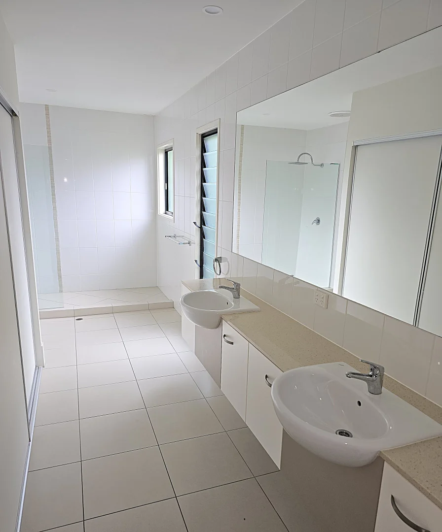 Additional image 9 of Rainbow Beach QLD 4581