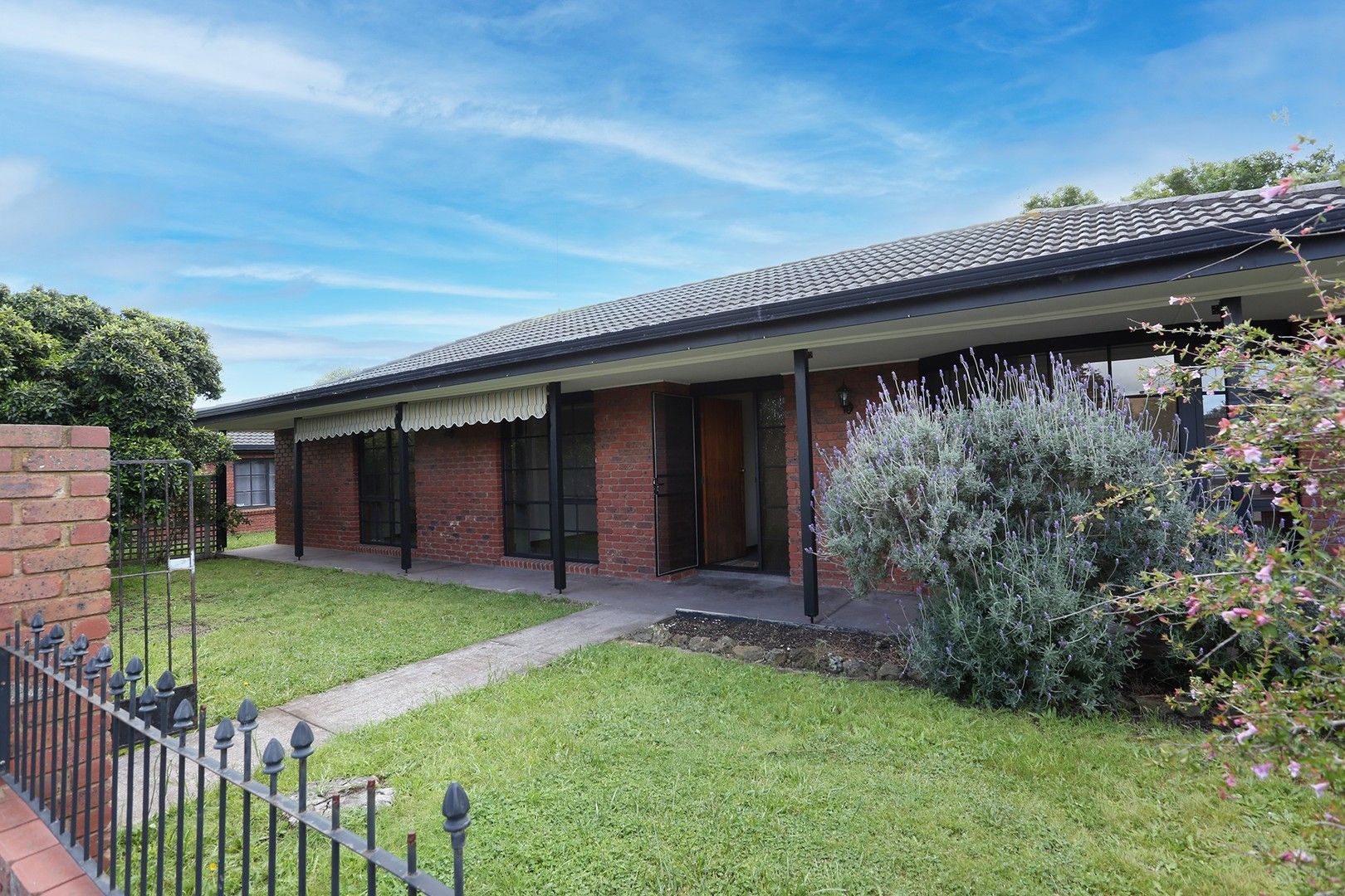 3 bedrooms House in 168 Heyers Road GROVEDALE VIC, 3216