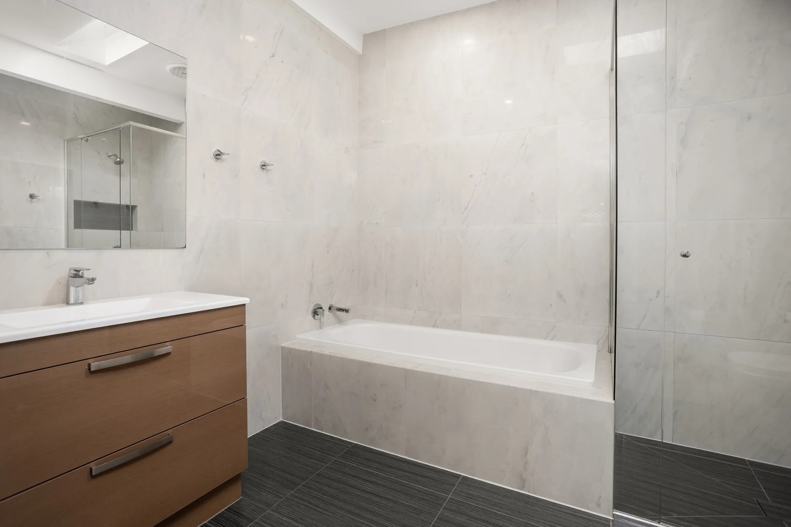 Additional image 11 of 12 Emo Road, Malvern East VIC 3145