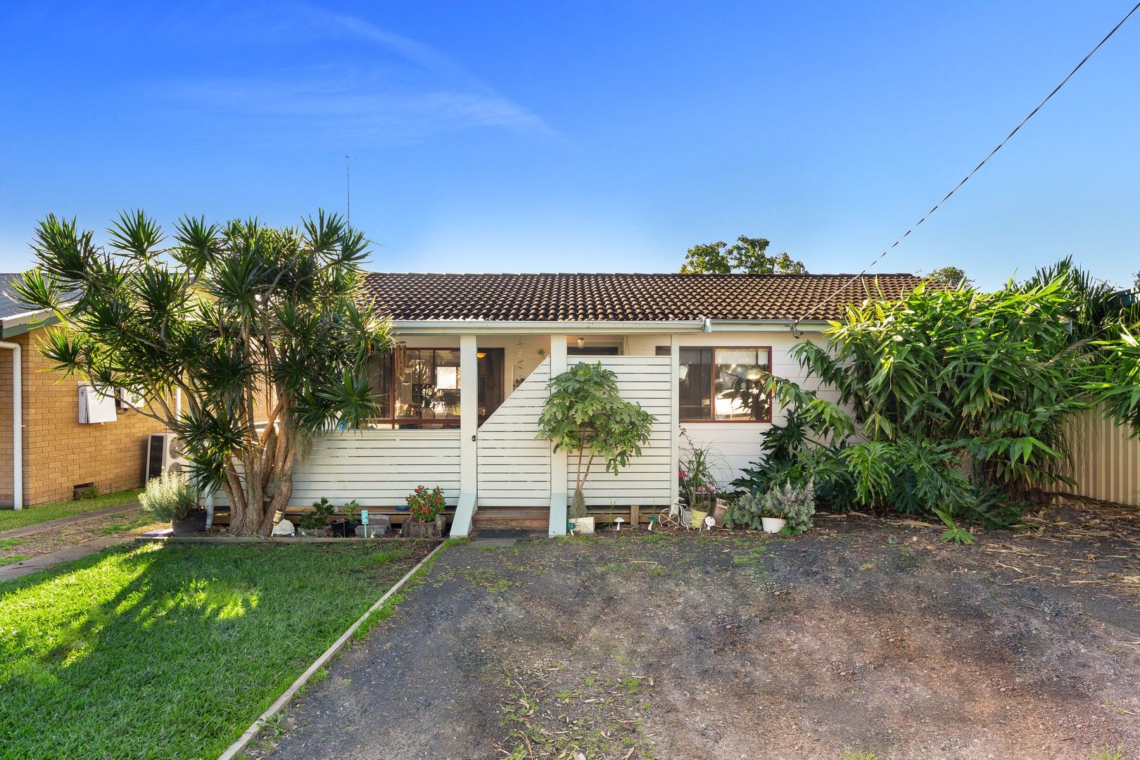 18 Spencer Road, Mannering Park NSW 2259, Image 0