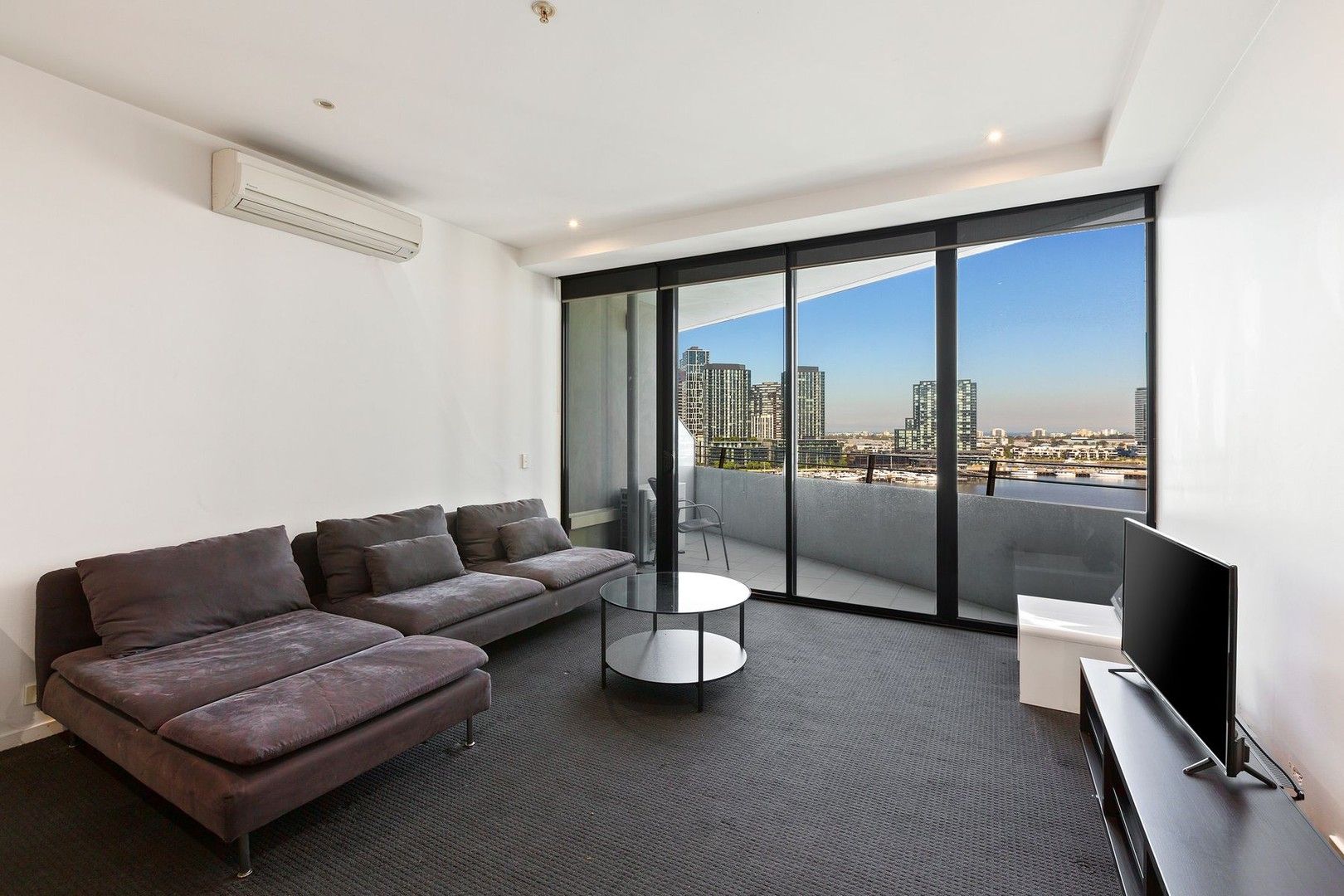 2 bedrooms Apartment / Unit / Flat in 1204/15 Caravel Lane DOCKLANDS VIC, 3008