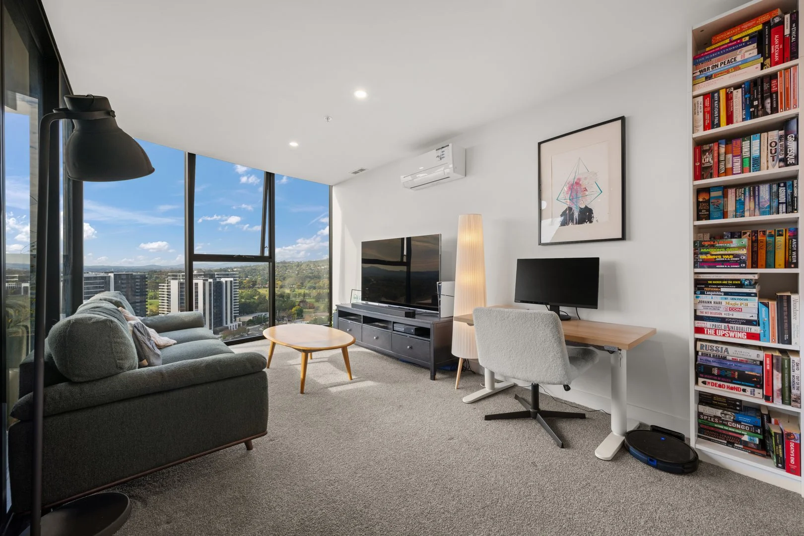 Additional image 2 of 1708/2 Furzer St, Phillip ACT 2606