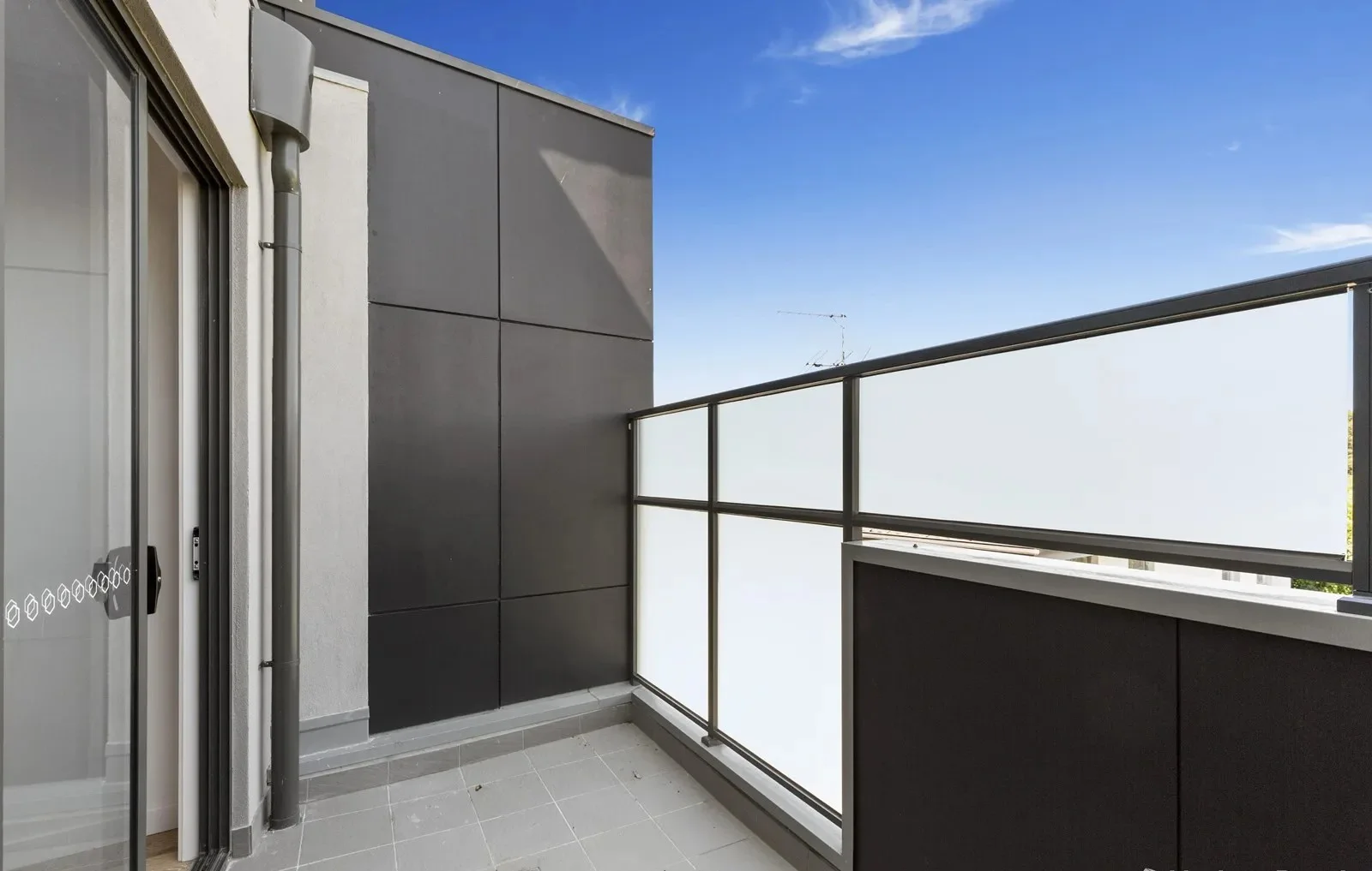 Additional image 8 of 2/450 Doncaster Rd, Doncaster VIC 3108