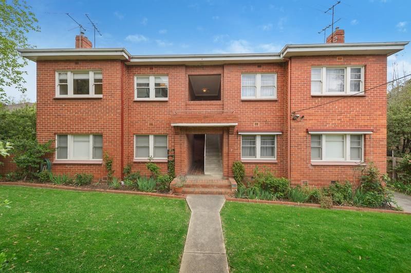 2 bedrooms Apartment / Unit / Flat in 3/2 Glenarm Rd GLEN IRIS VIC, 3146