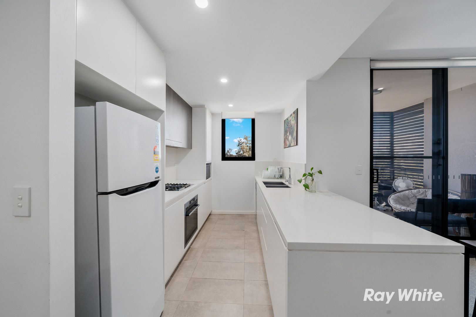 305/53 Kildare Road, Blacktown NSW 2148, Image 2