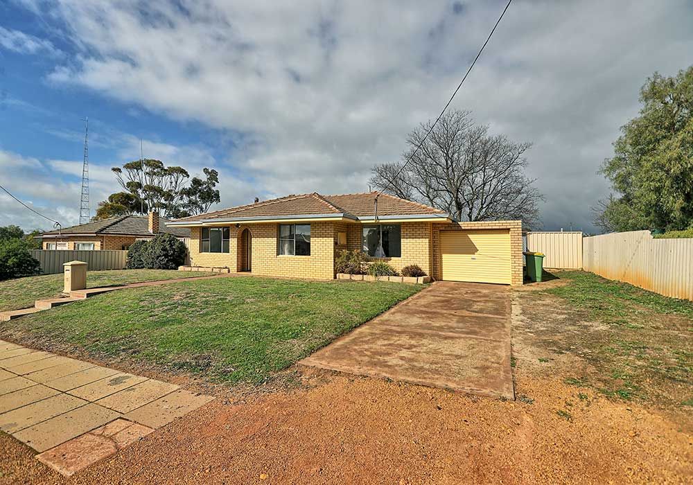 11 PASTURE STREET, Pingelly WA 6308, Image 0