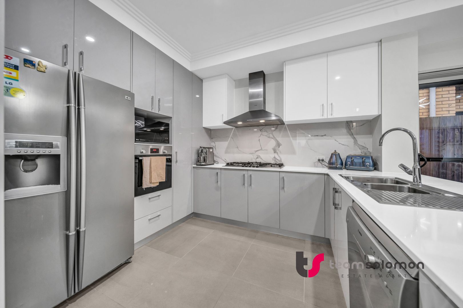 2/155 Middle Street, Cleveland QLD 4163, Image 2