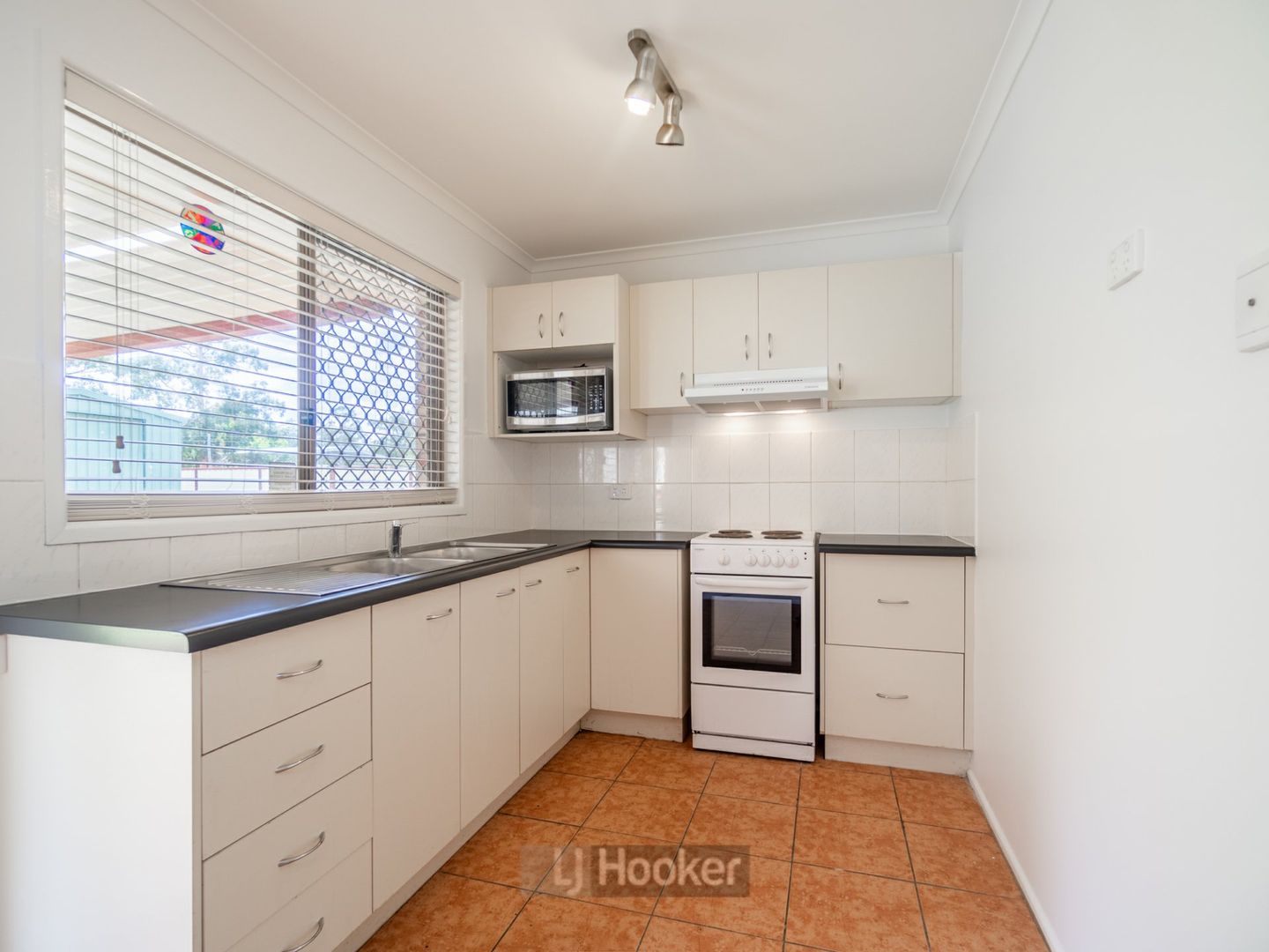 7 Bilk Street, Crestmead QLD 4132, Image 2