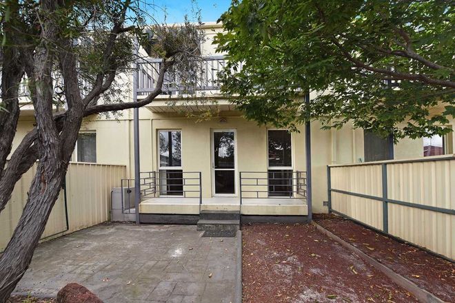 Picture of 2/15-19 Fosters Road, KEILOR PARK VIC 3042