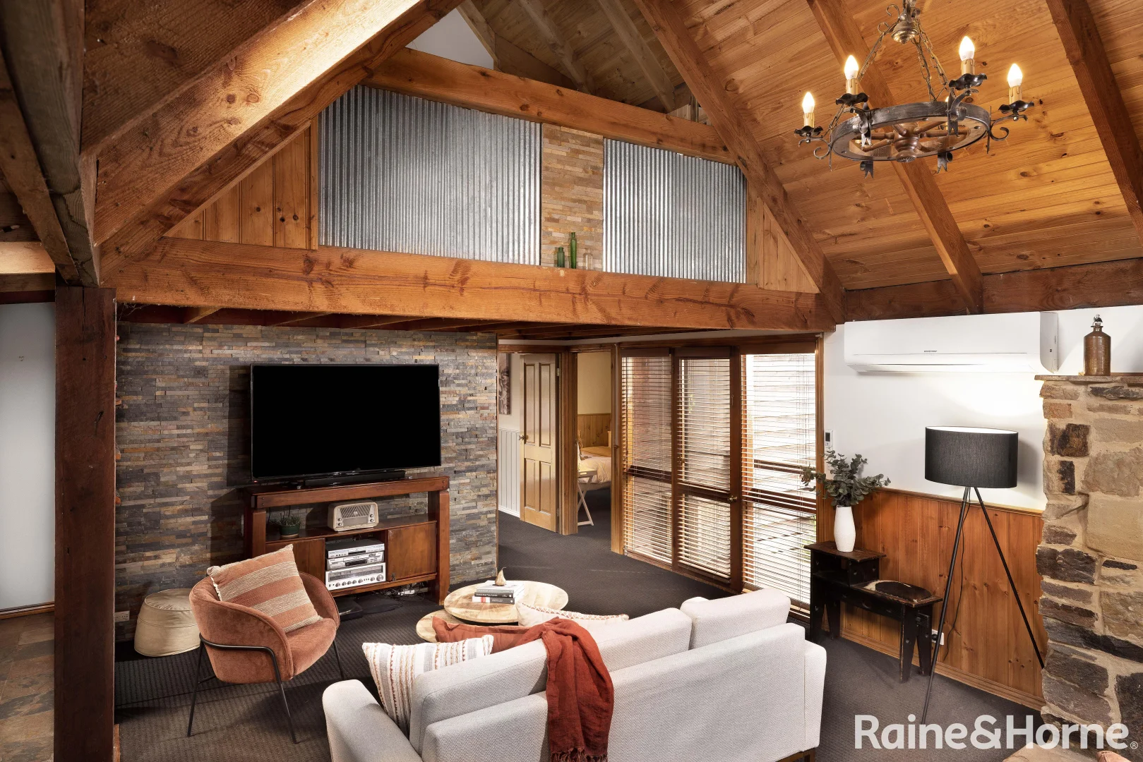 Additional image 4 of 90 Ellandee Crescent, Macedon VIC 3440