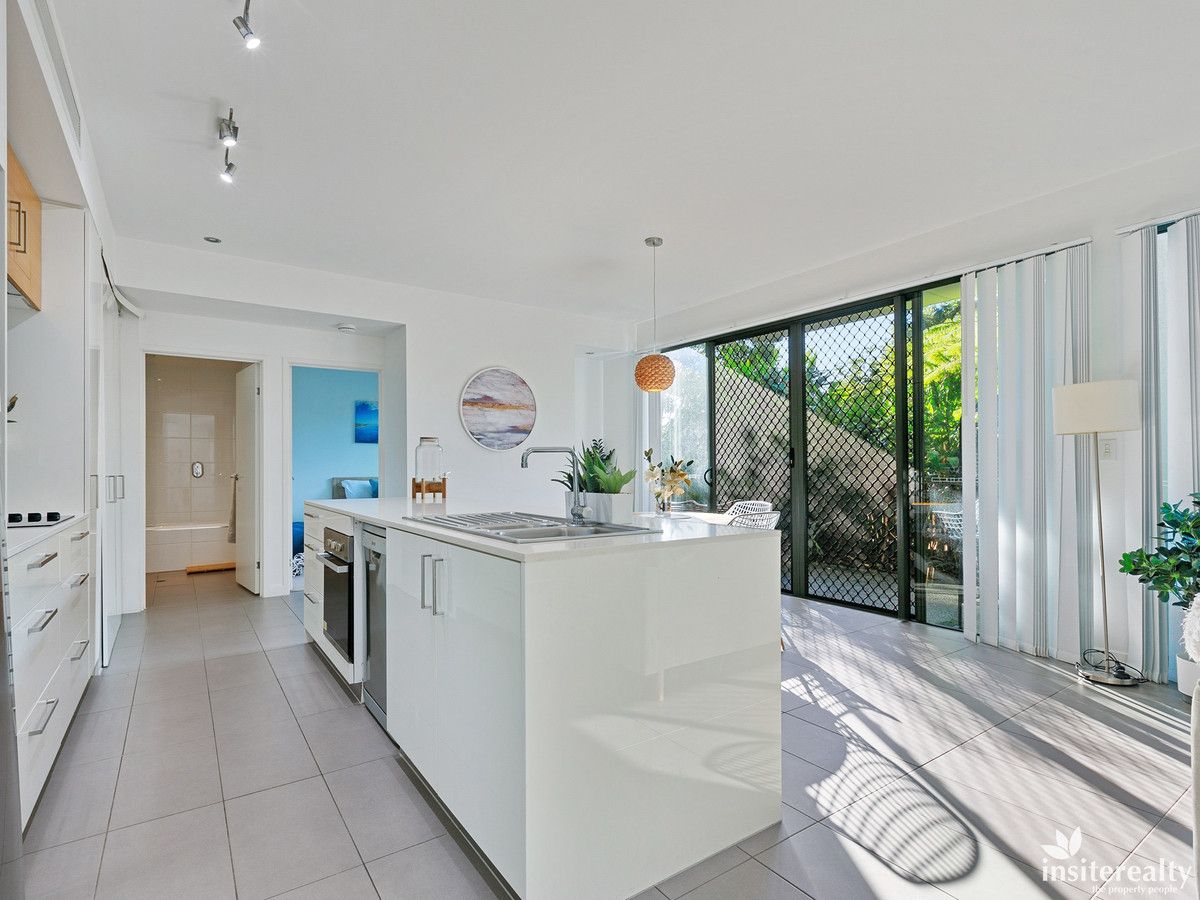 2 bedrooms Apartment / Unit / Flat in 2/1 Amity Avenue MAROOCHYDORE QLD, 4558