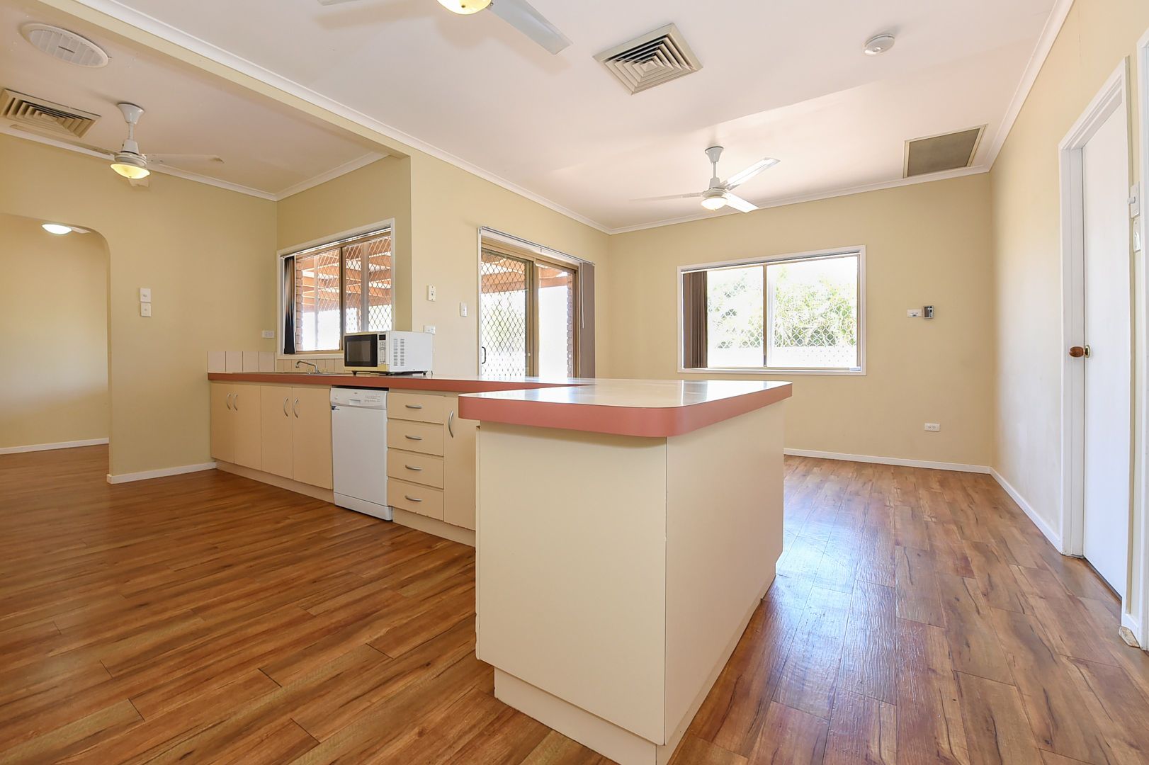 9 Pelusey Way, Nickol WA 6714, Image 2