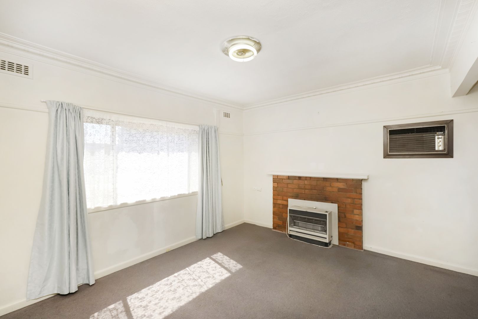 36 Perth Avenue, Albion VIC 3020, Image 2