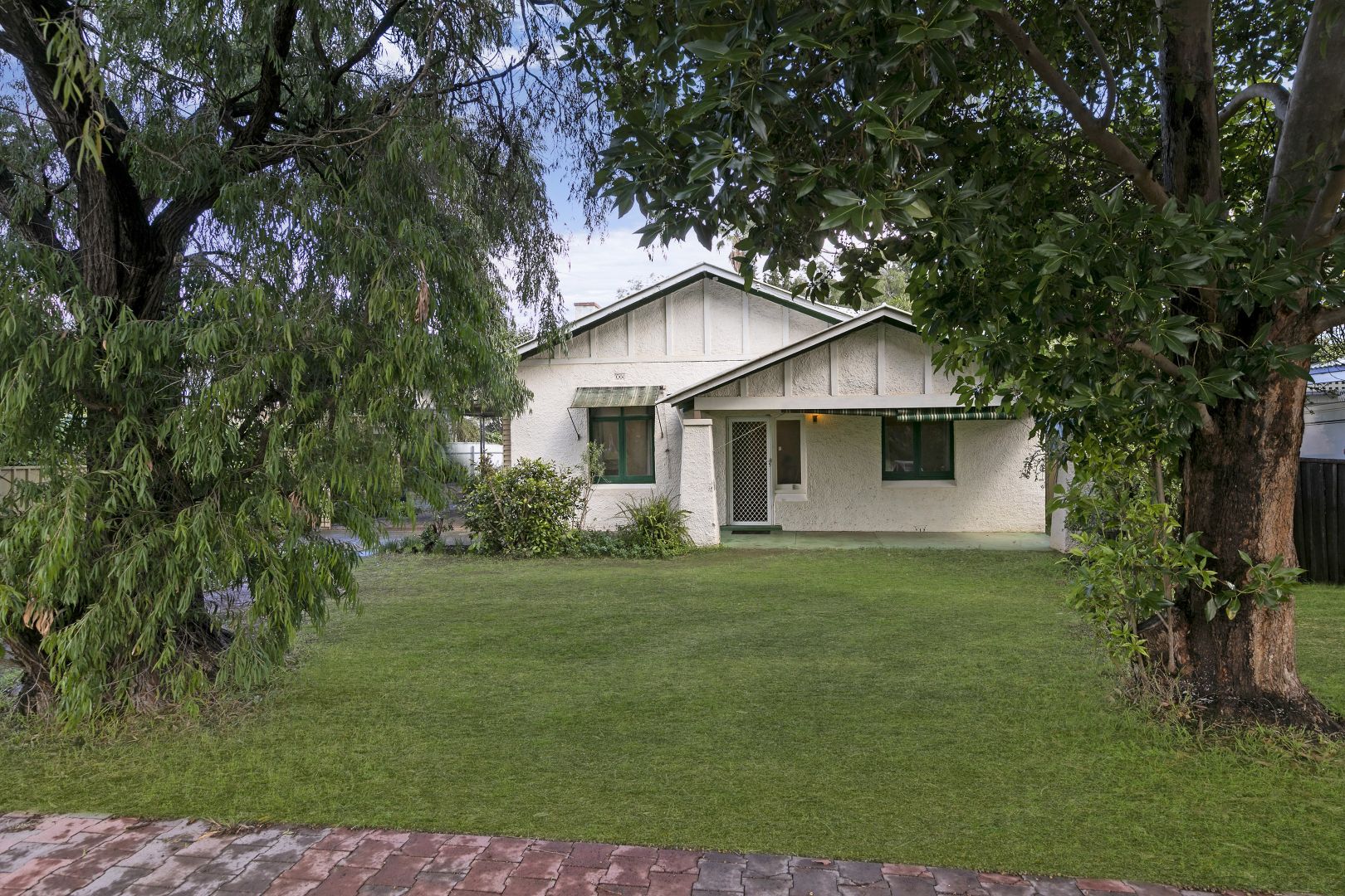 18 Winifred Avenue, Black Forest SA 5035, Image 1