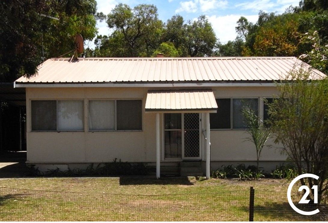 2 bedrooms House in 42 Peel Parade COODANUP WA, 6210