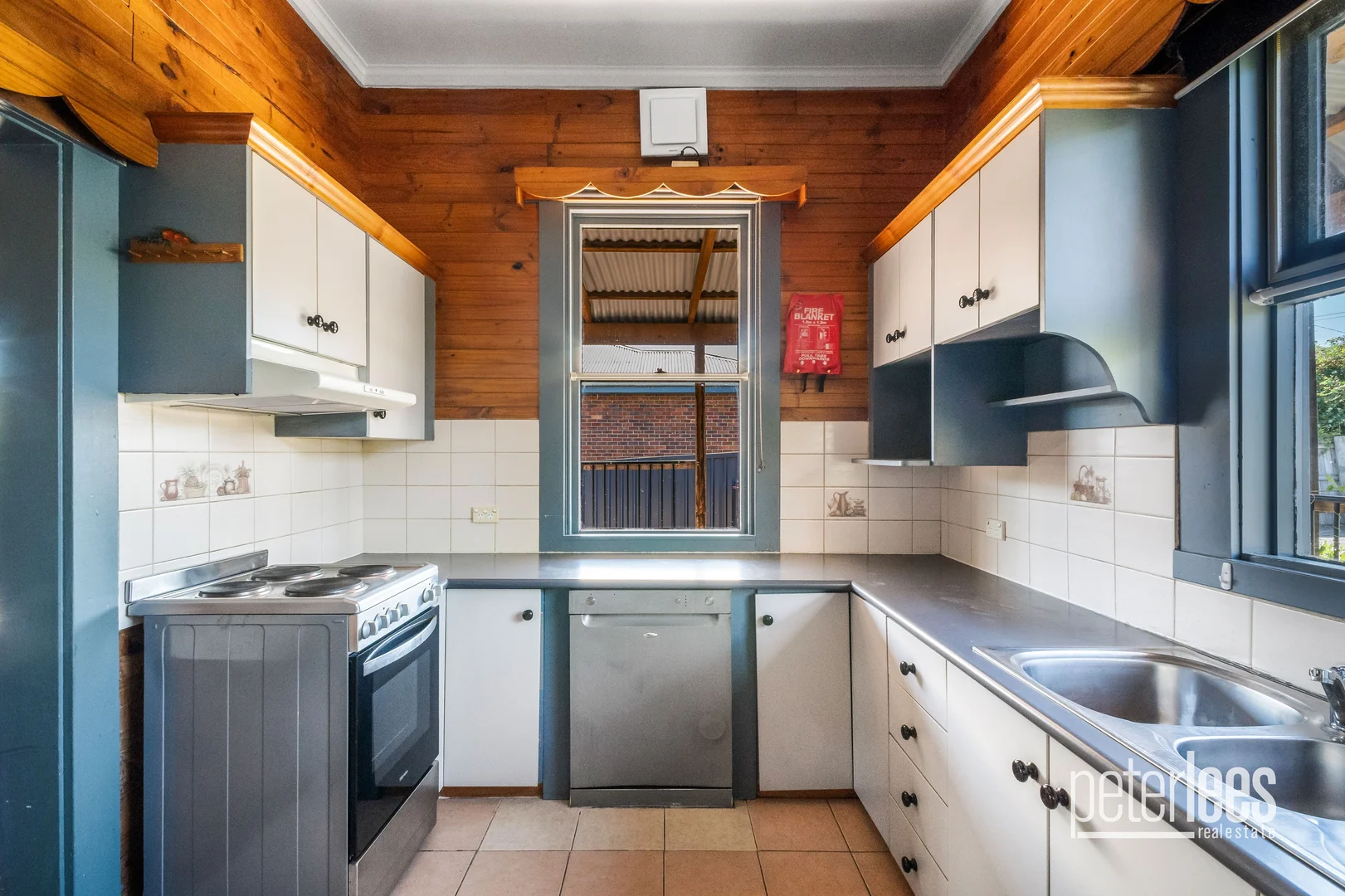 Additional image 3 of Ravenswood TAS 7250