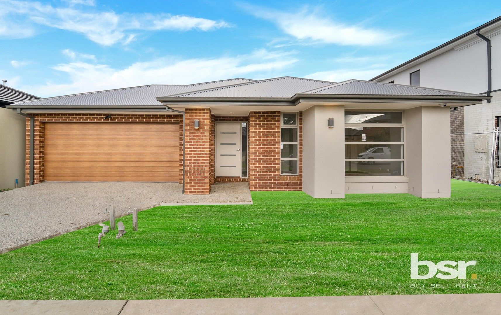 4 bedrooms House in 11 Warrnambool Street DONNYBROOK VIC, 3064