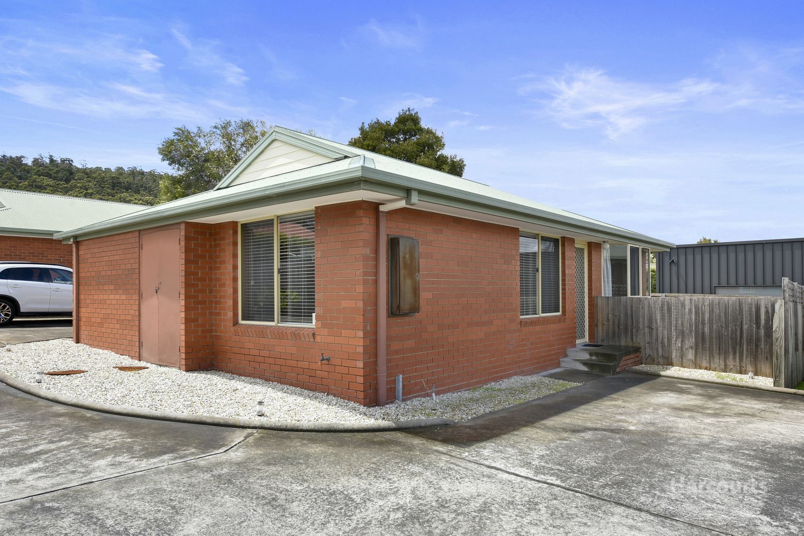 2 bedrooms Villa in 2/22 Dossiter Street BELLERIVE TAS, 7018