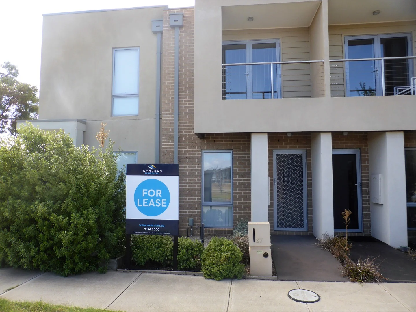 37 Barron Street, Tarneit VIC 3029 - Townhouse For Rent | Domain