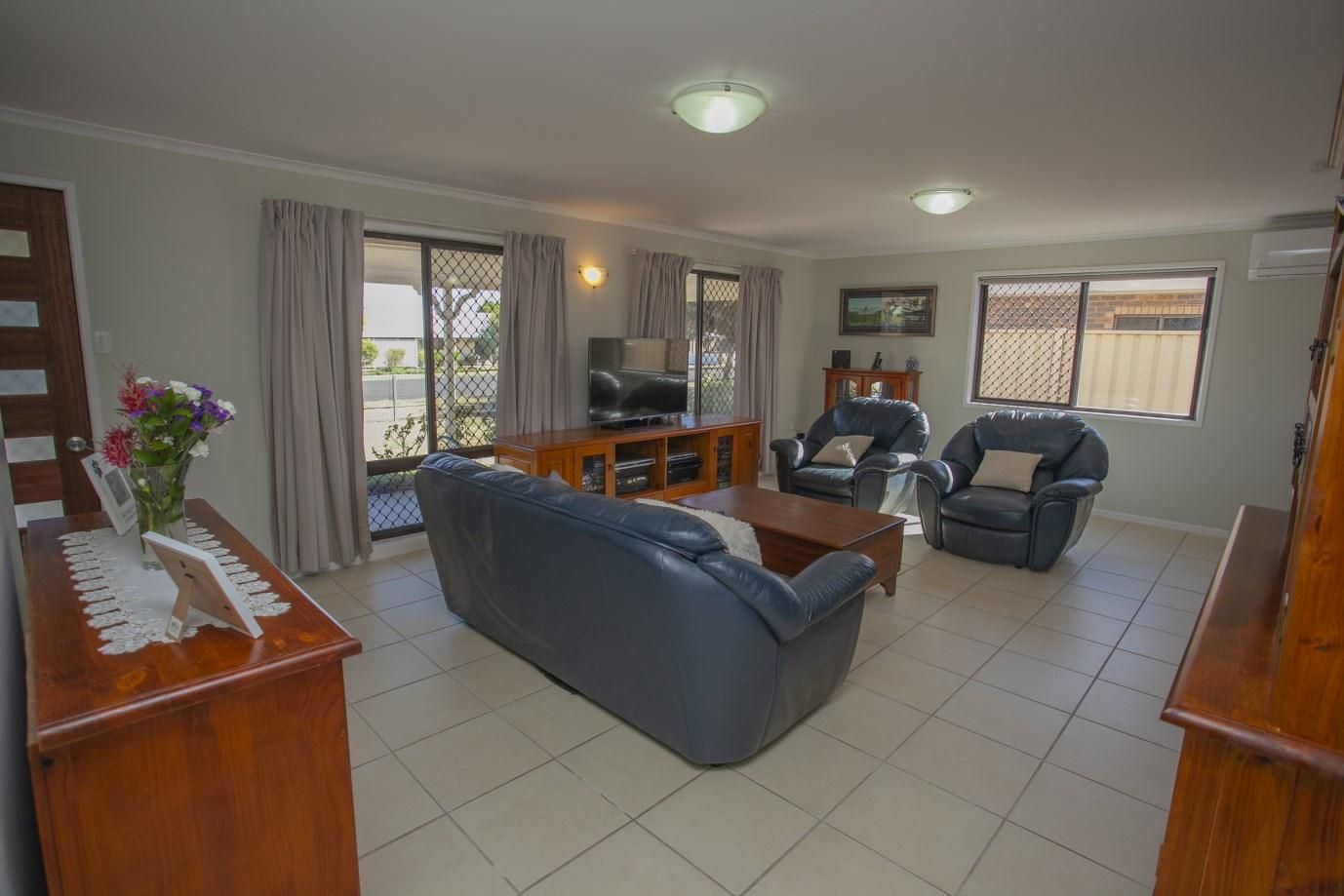 14 Scouller Street, Chinchilla QLD 4413, Image 2