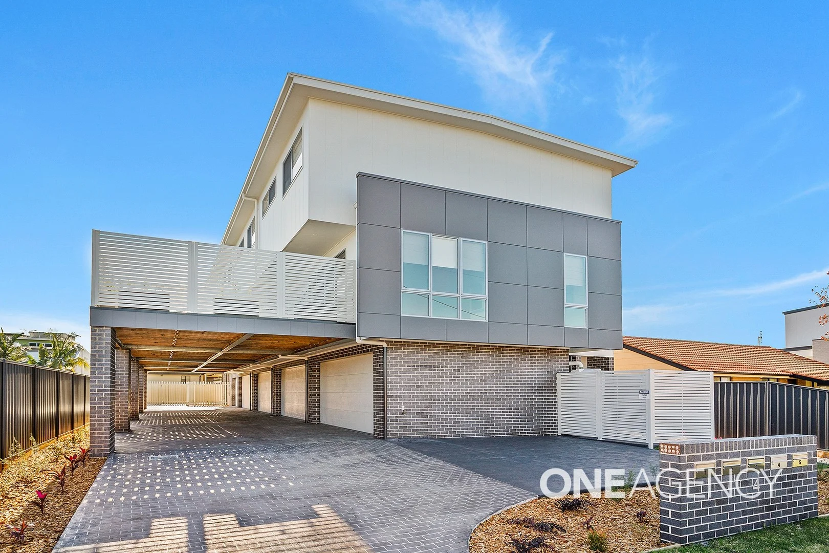 3/4 Addison Avenue, Lake Illawarra NSW 2528