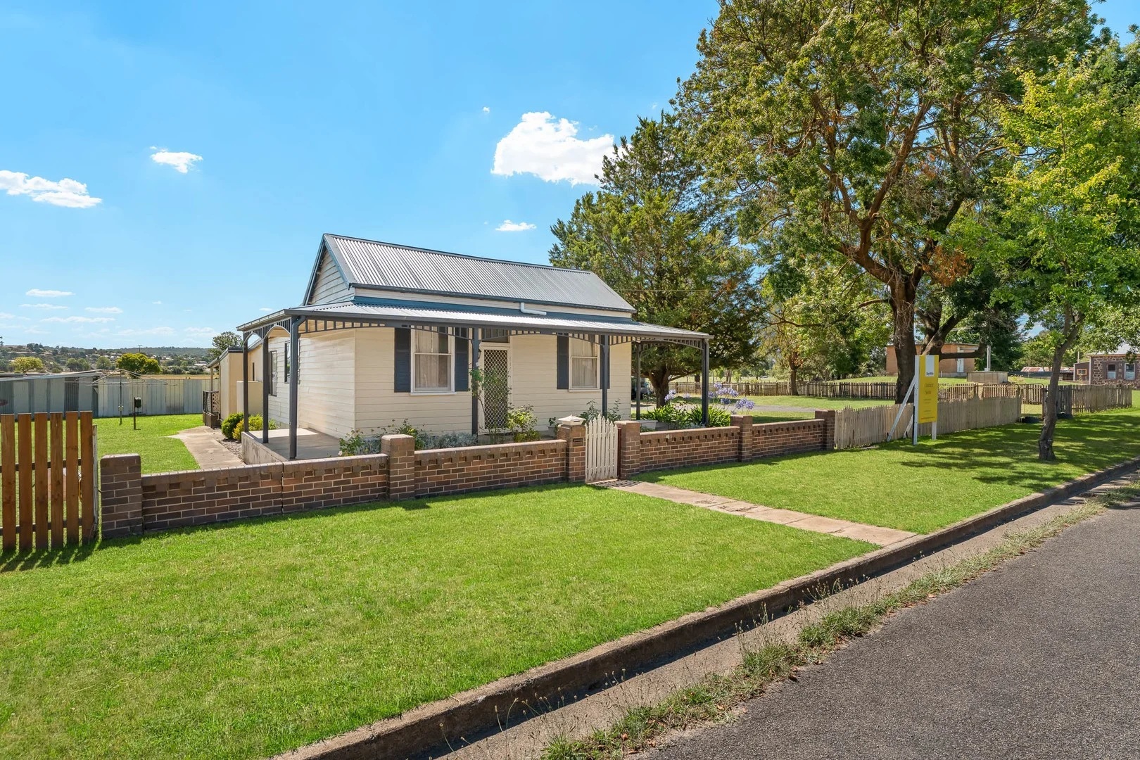Primary image of 18 Hercules Street, Goulburn NSW 2580