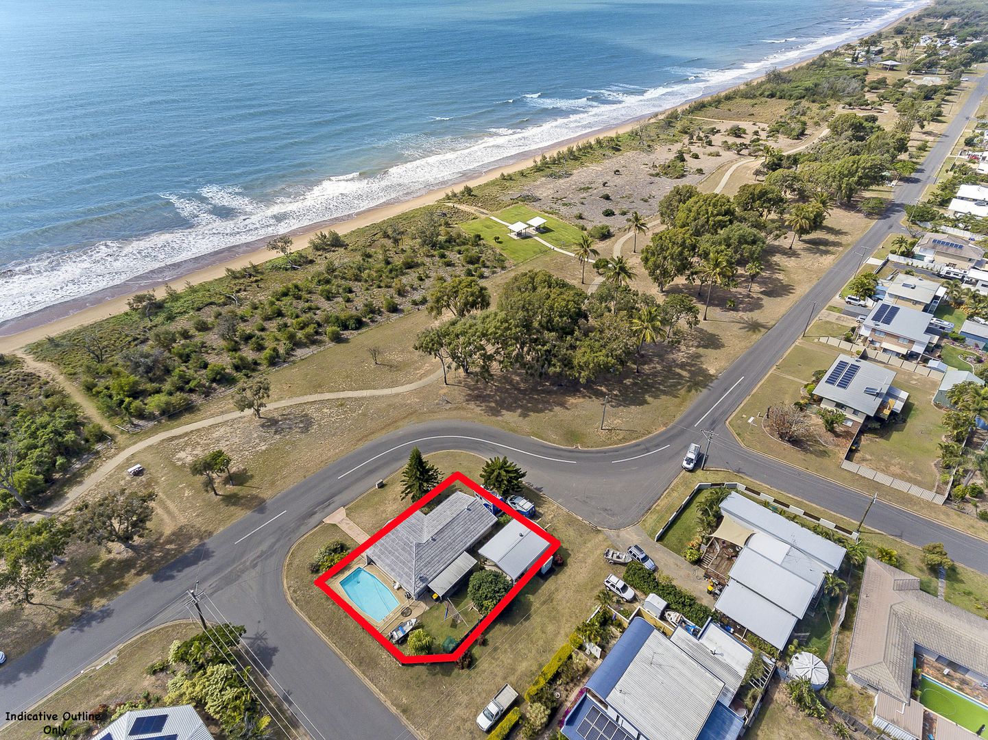 35 Pacific Bvd, Moore Park Beach QLD 4670, Image 1