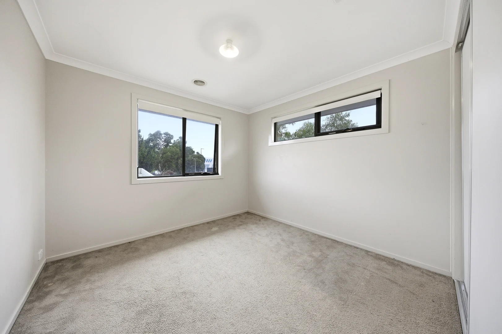 Additional image 7 of 35 Kosciuszko Circuit, Clyde VIC 3978