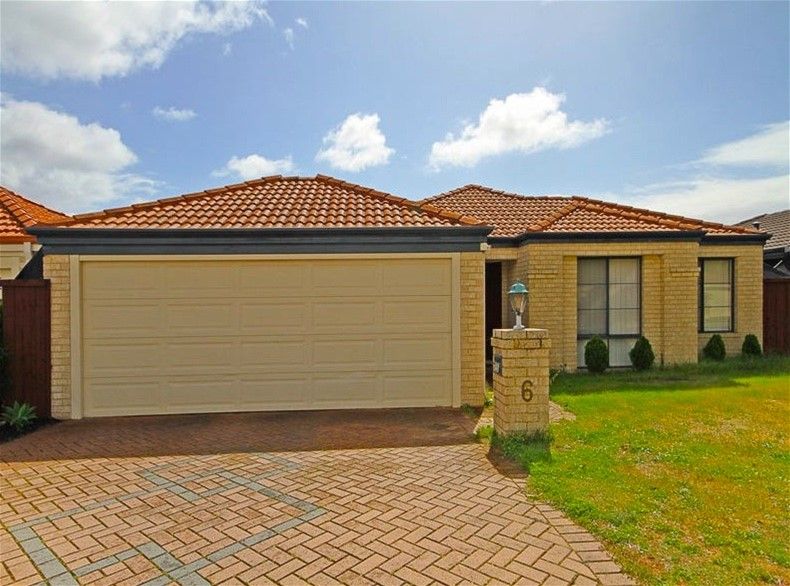 3 bedrooms House in 6 Marsala Way ELLENBROOK WA, 6069