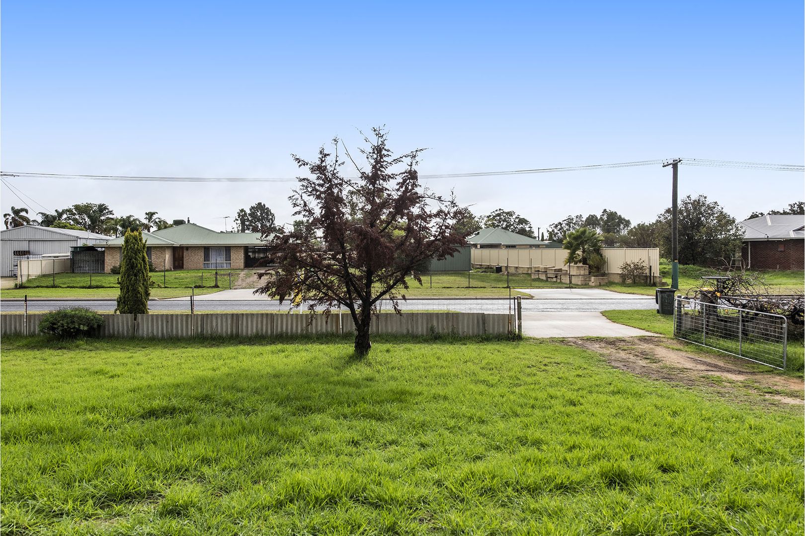 40 Upperthong Street, Bullsbrook WA 6084 House For Rent 550 Domain
