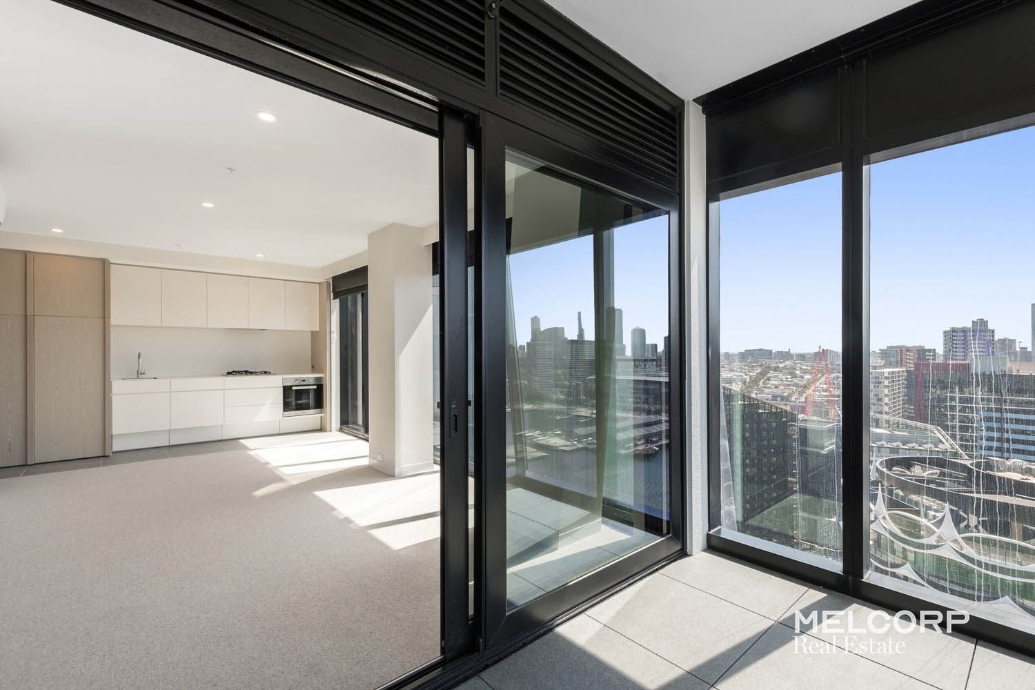 2 bedrooms Apartment / Unit / Flat in 2701/8 Pearl River Road DOCKLANDS VIC, 3008