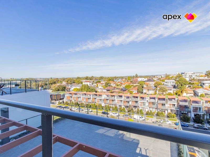 705/11 Garrigarrang Avenue, Kogarah NSW 2217, Image 1