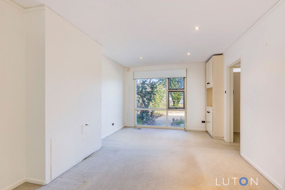 85 Majura Avenue, Dickson ACT 2602, Image 2