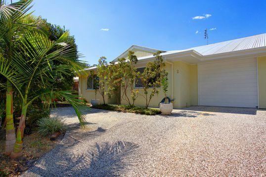 2/2 Rosslare Court, Kuluin QLD 4558, Image 1