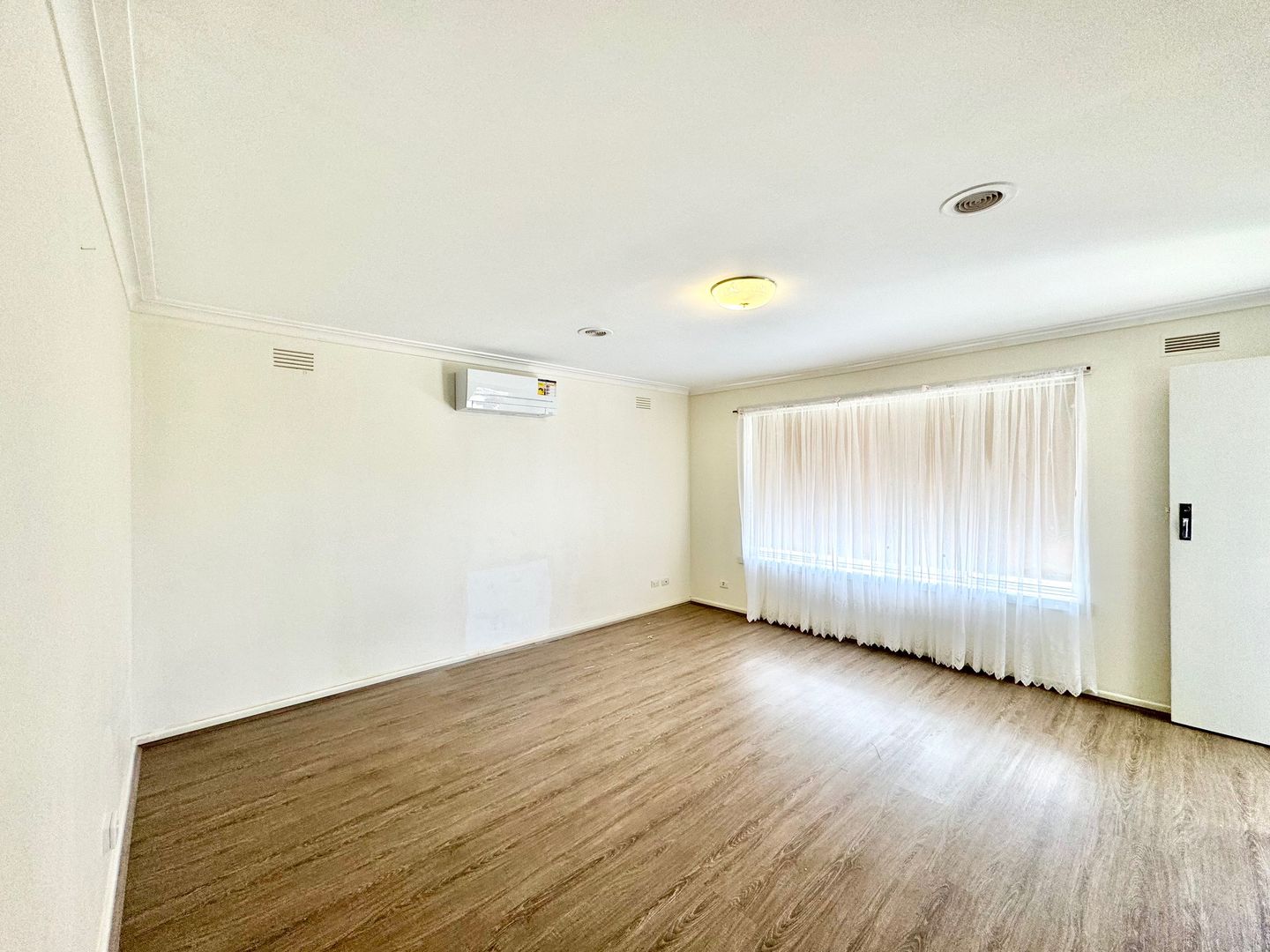 2/4 Arcadia St, Box Hill South VIC 3128 Townhouse For Rent Domain