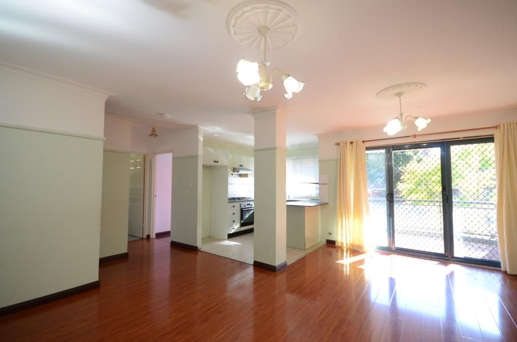 2 bedrooms Apartment / Unit / Flat in 1/2-6 Priddle Street WESTMEAD NSW, 2145